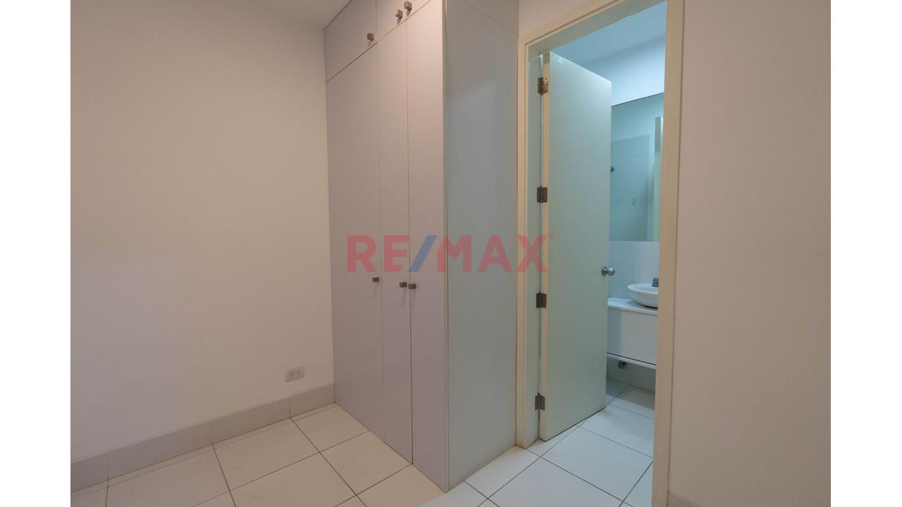 Hay Departamentos Grandes... Y Luego Están Aquellos Que Te Hacen Sentir Que Vives En Una Casa Dentro De Un Exclusivo Condominio Privado. — foto 12