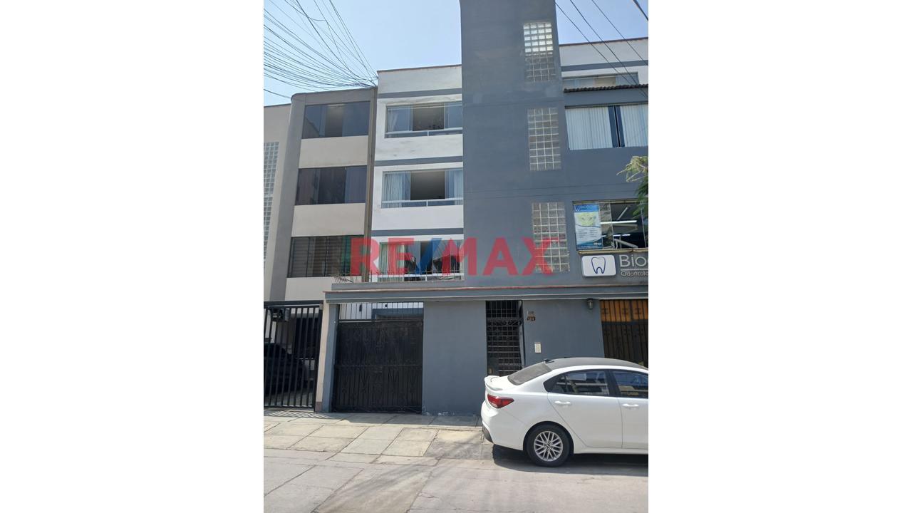 En Venta Departamento En La Calera De La Merced-Surquillo
