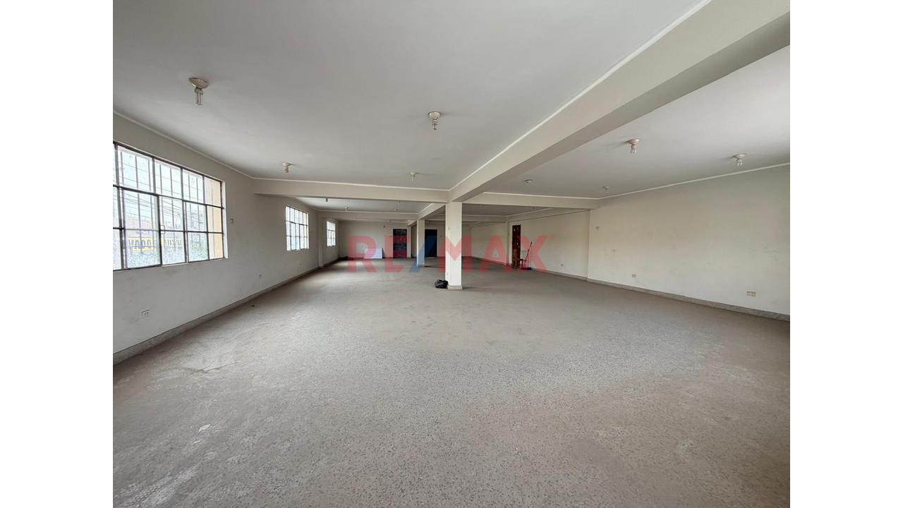 Alquilo Local De 160 M² En Segundo Piso Para Oficina O Almacén – Smp — foto 13