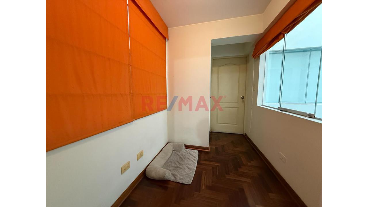 Acogedor Departamento En La Calera -Surquillo  (Precio Negociable) — foto 11