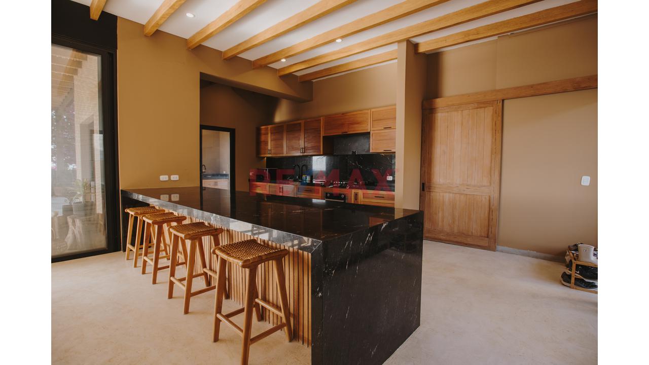 Venta De Casa De Playa En Máncora Dentro De Condominio Con Altos Estándares De Seguridad Y Vista Al Mar - 11