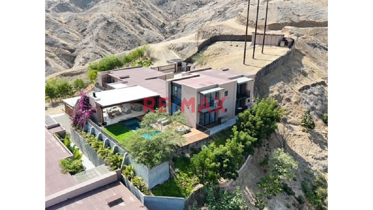 Venta De Casa De Playa En Máncora Dentro De Condominio Con Altos Estándares De Seguridad Y Vista Al Mar - 1