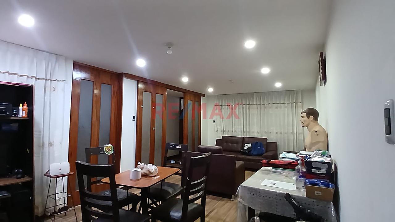 En Venta Casa De 4 Pisos Con 2 Minis Departamentos Y 1 Duplex - 4