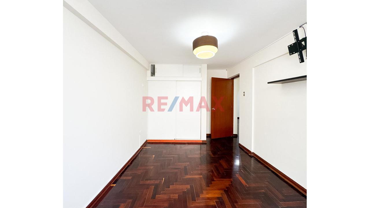 Excelente Oportunidad De Vivir En Una De Las Zonas Mas Solicitadas De San Borja Departamento Frente Al Pentagonito - 5