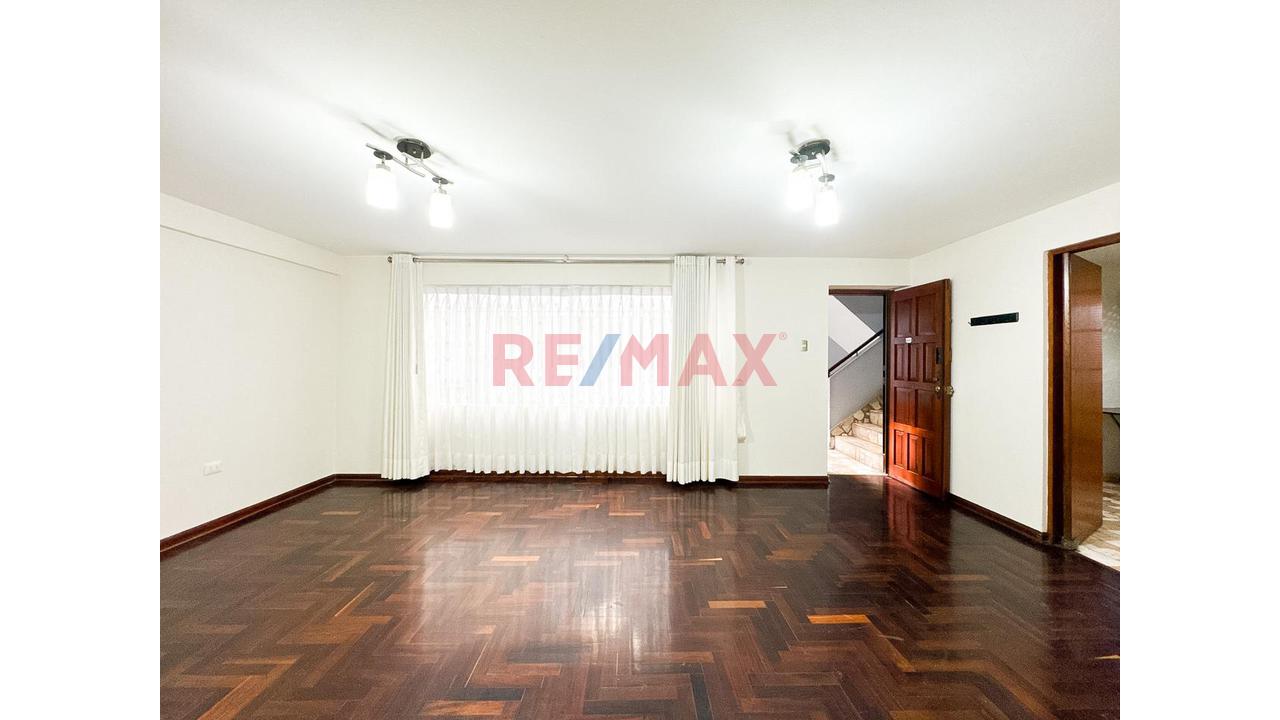 Excelente Oportunidad De Vivir En Una De Las Zonas Mas Solicitadas De San Borja Departamento Frente Al Pentagonito - 2