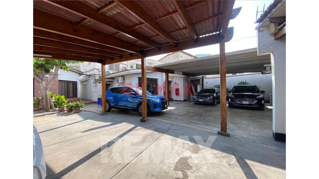 Se Alquilan Oficinas A Espaldas De Canaval Y Moreyra En San Isidro — foto 9