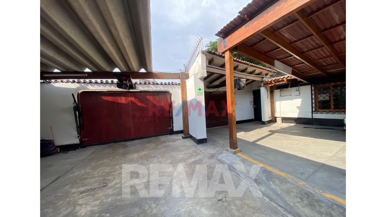 Se Alquilan Oficinas A Espaldas De Canaval Y Moreyra En San Isidro — foto 8