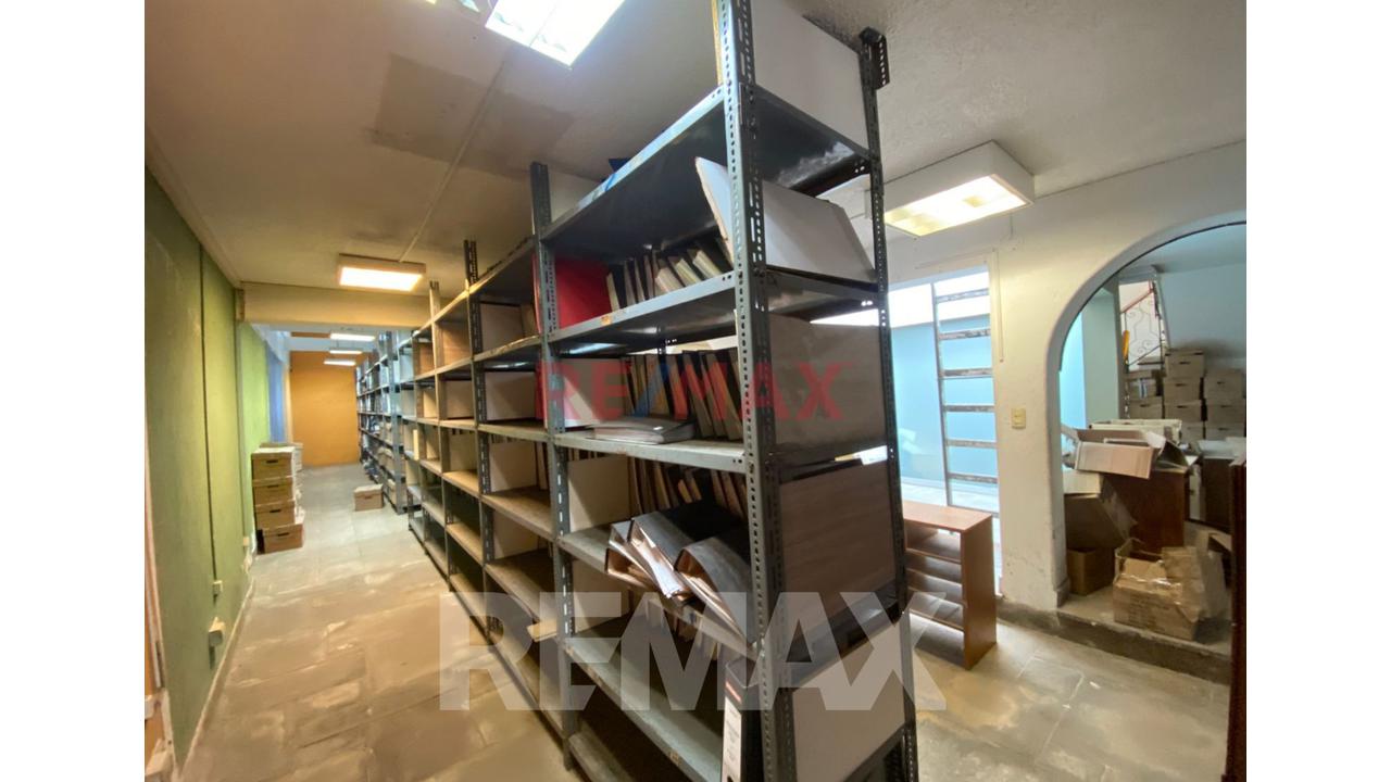 Se Alquilan Oficinas A Espaldas De Canaval Y Moreyra En San Isidro — foto 12