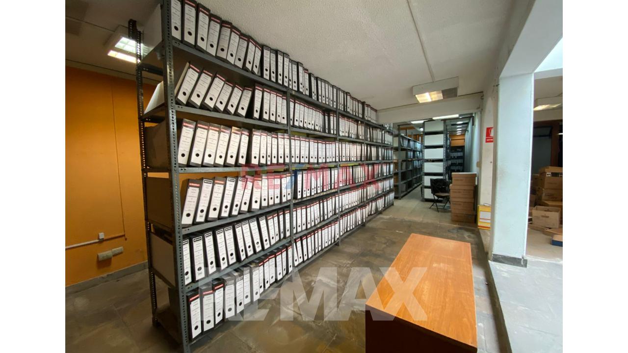 Se Alquilan Oficinas A Espaldas De Canaval Y Moreyra En San Isidro — foto 11