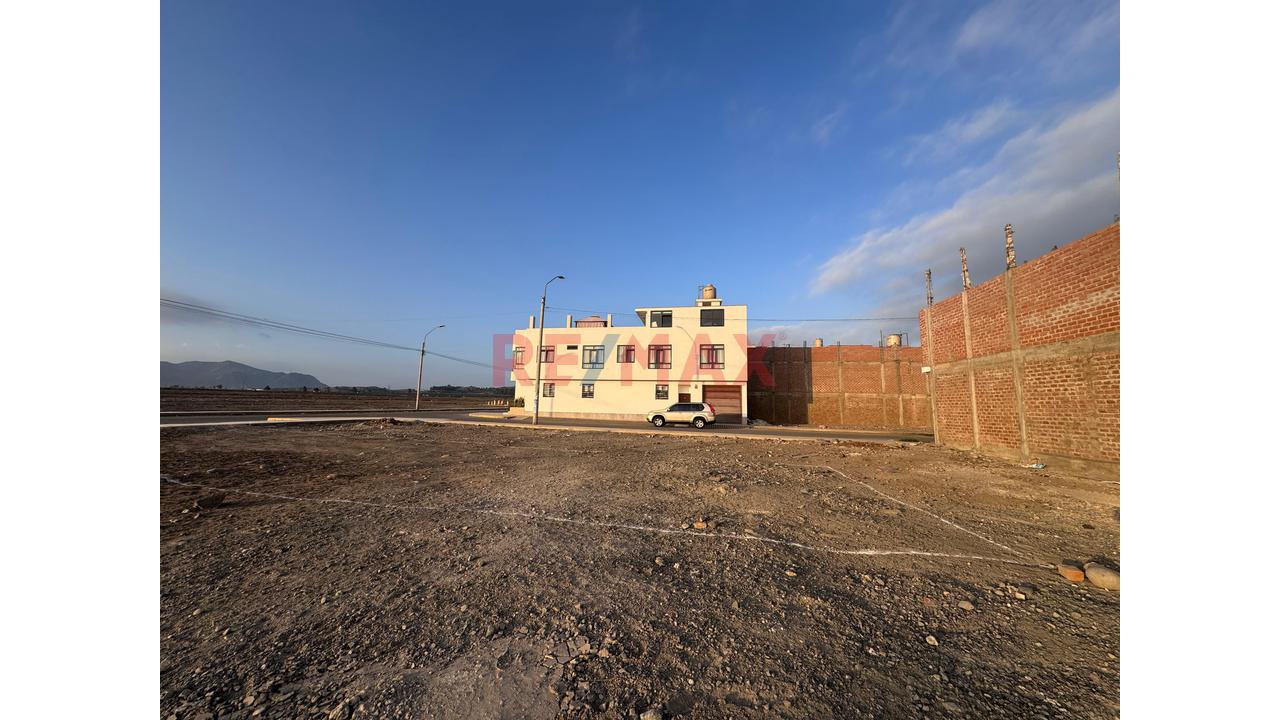 Precio De Ocasión Terreno 132 M2 En Urb Las Palmeras, Barranca - 4