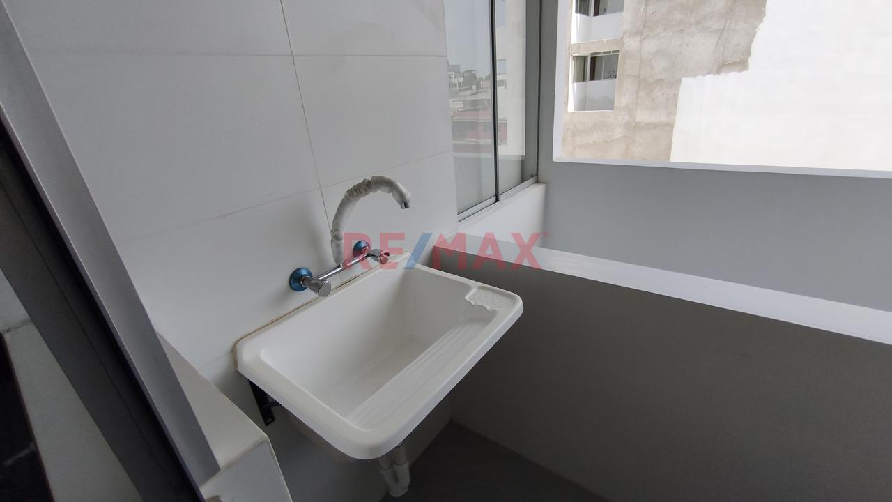 Lindo Departamento En San Miguel, Frente A Parque — foto 7