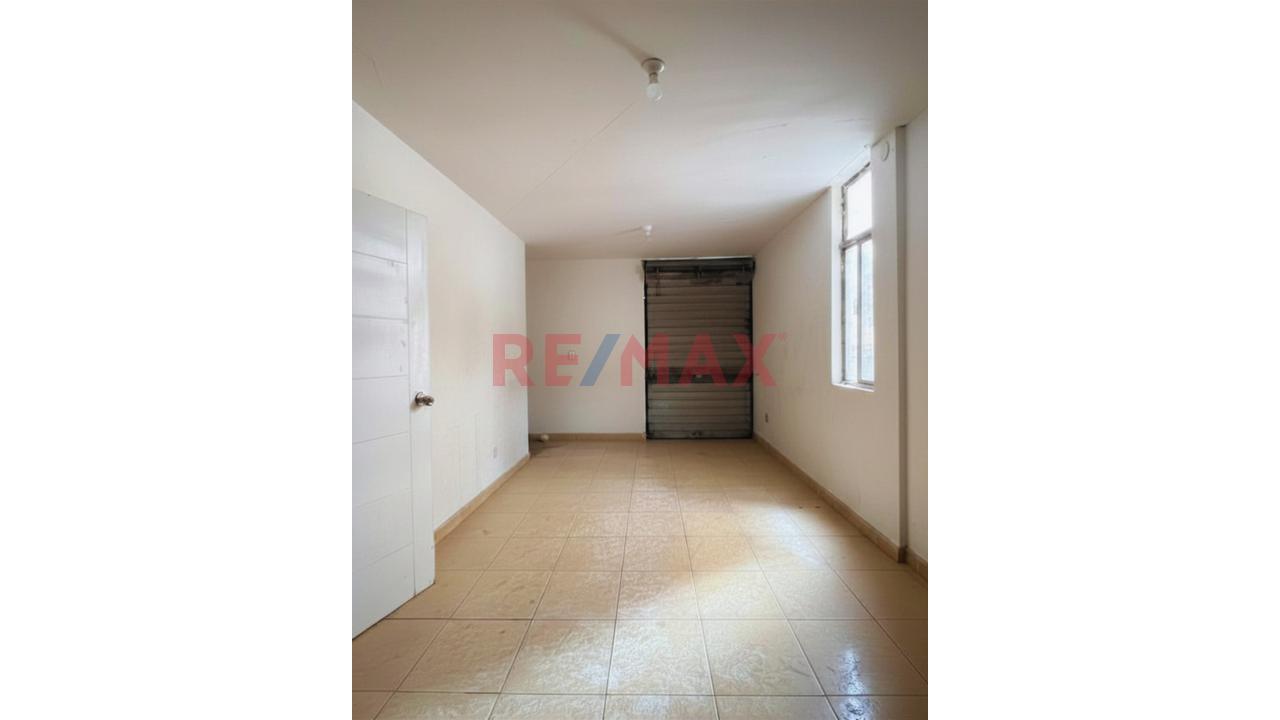 📈 Impulsa Tu Negocio | Local Comercial En Alquiler Con Ubicación Estratégica En Los Edificios Tallanes 📍 - 3