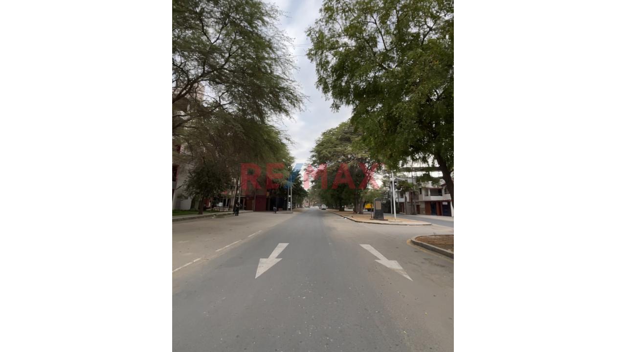 📈 Impulsa Tu Negocio | Local Comercial En Alquiler Con Ubicación Estratégica En Los Edificios Tallanes 📍 - 8