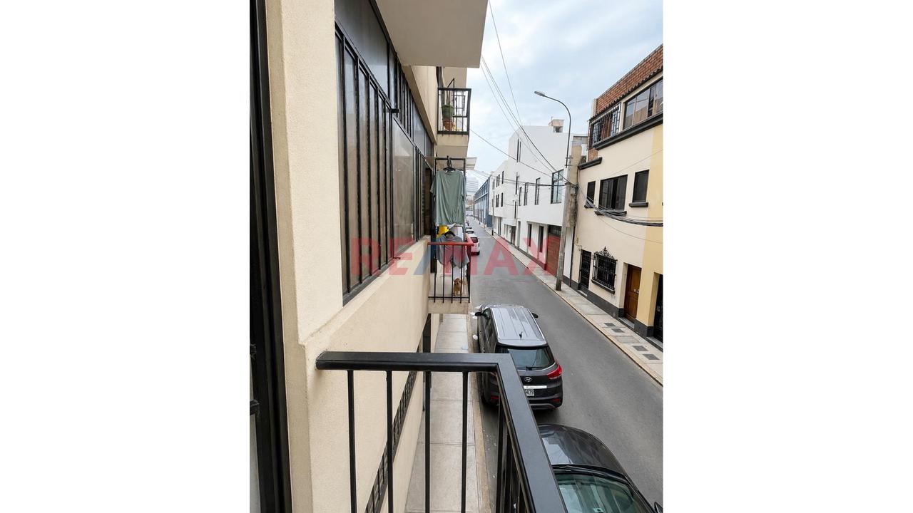 Se Vende Departamento En Centro De Lima - 8