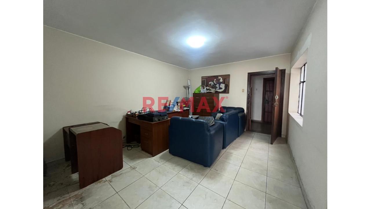 Se Vende Departamento En Centro De Lima - 1