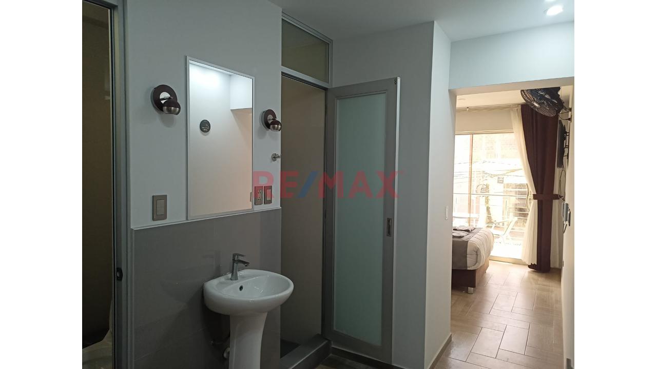 Hotel De Estreno En Venta - 12