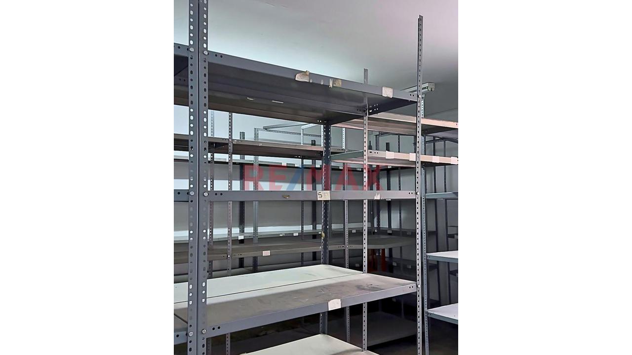 Se Alquila Local/ Casa Comercial Para Oficinas , Centro De Distribución,Restaurante,Etc - 12