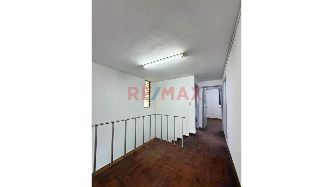 Se Alquila Local/ Casa Comercial Para Oficinas , Centro De Distribución,Restaurante,Etc - 14