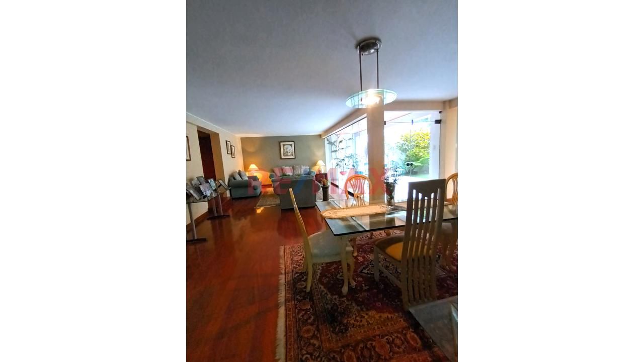 Vendo Departamento Todo El Primer Piso Con Terraza, Jardín Y Bbq Ensan Isidro — foto 6