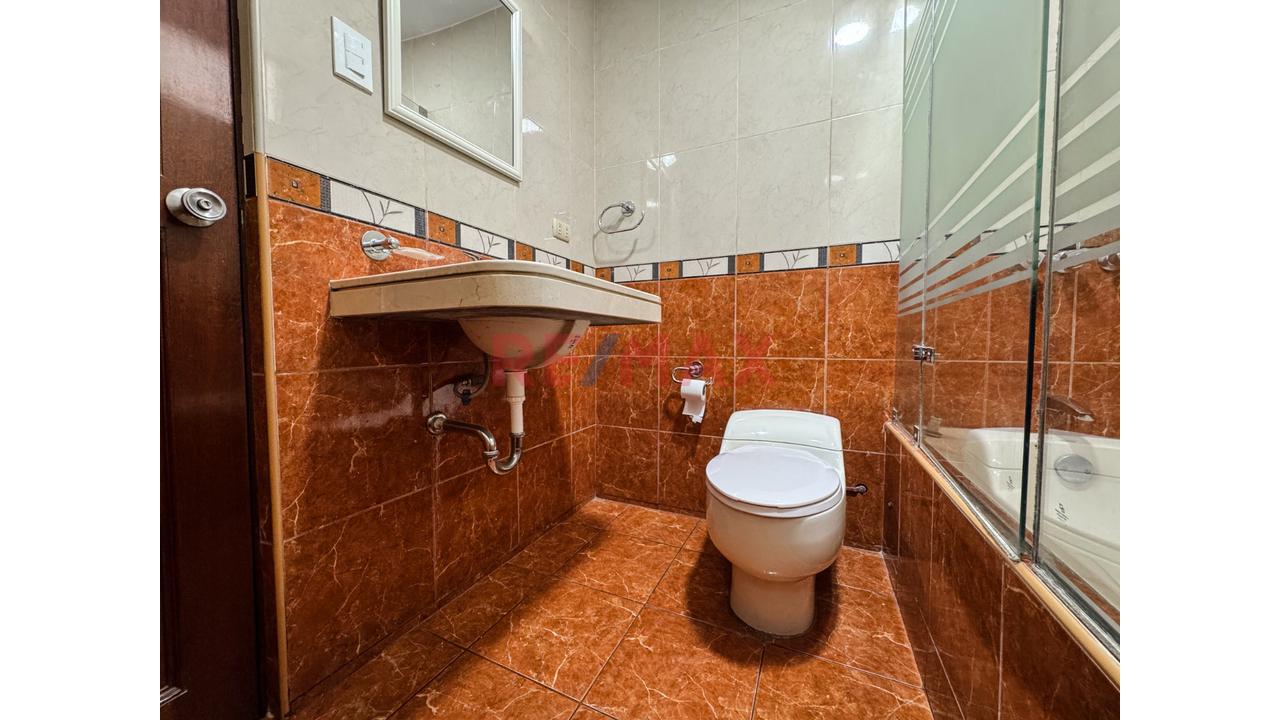 Surquillo /Oportunidad/ Lindo Departamento Remodelado — foto 9