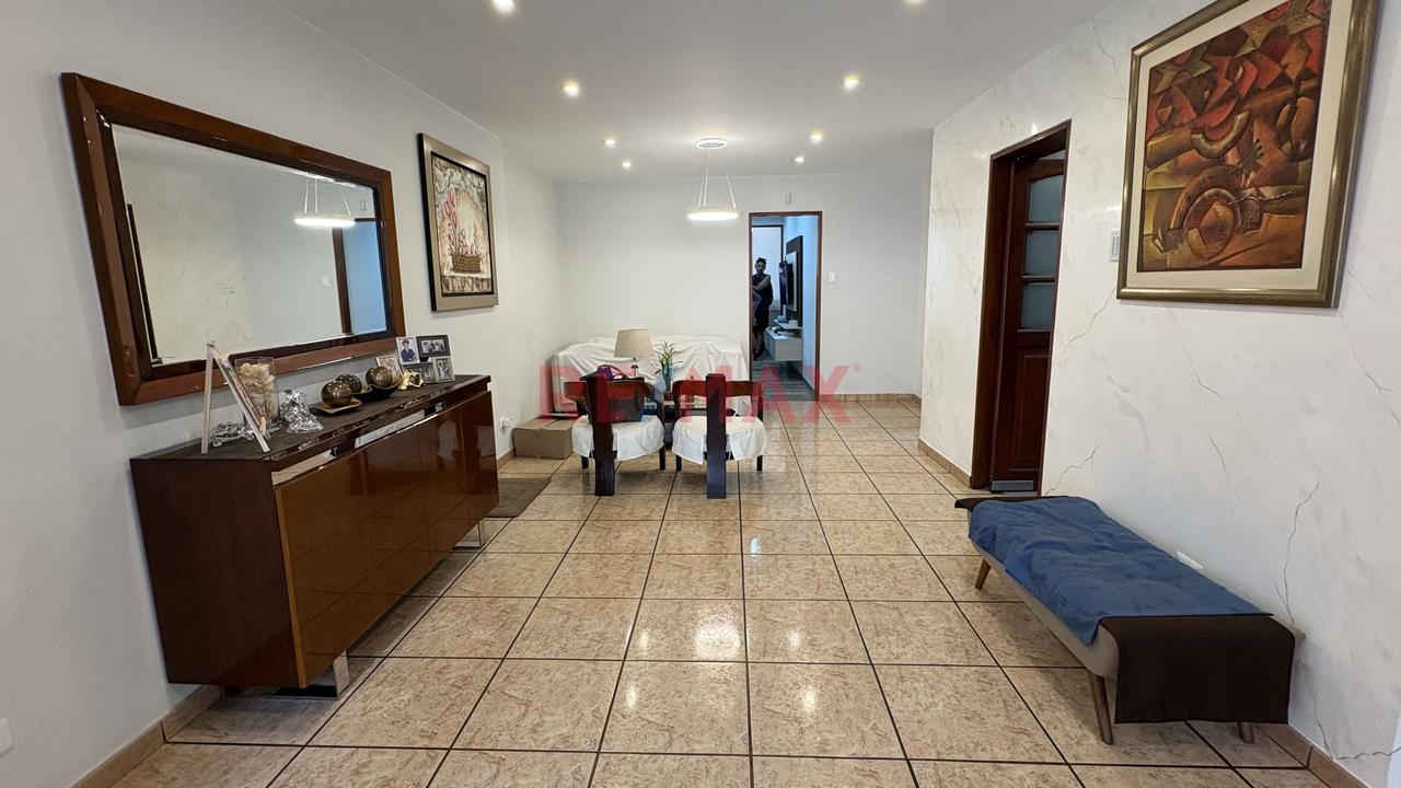 Surquillo /Oportunidad/ Lindo Departamento Remodelado