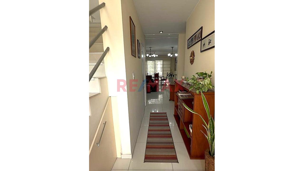 🏡✨ Casa En Venta – Club Residencial Los Girasoles De Huampaní ✨🏡 - 2