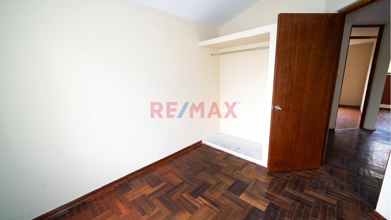 Venta De Casa En Urb. Las Colinas, La Molina!!! — foto 10