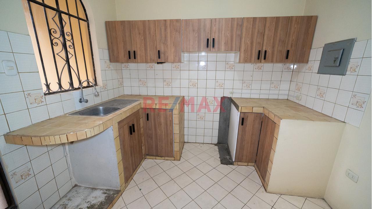 Venta De Casa En Urb. Las Colinas, La Molina!!! — foto 6