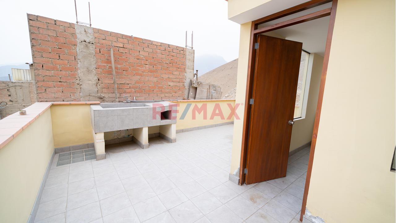 Venta De Casa En Urb. Las Colinas, La Molina!!! — foto 15
