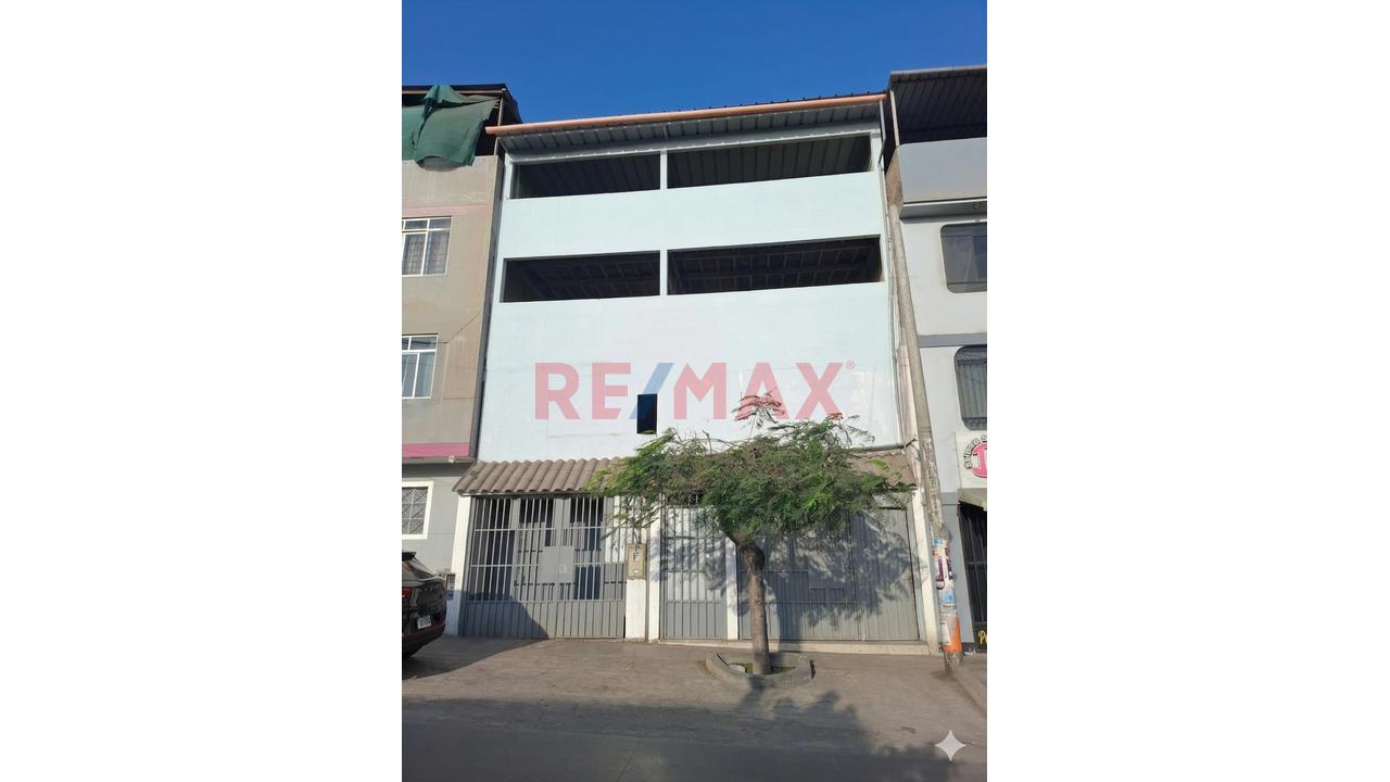 Alquiler De Local Comercial / Almacén De 170 M² En Av. Miguel Iglesias – Sjm - 2