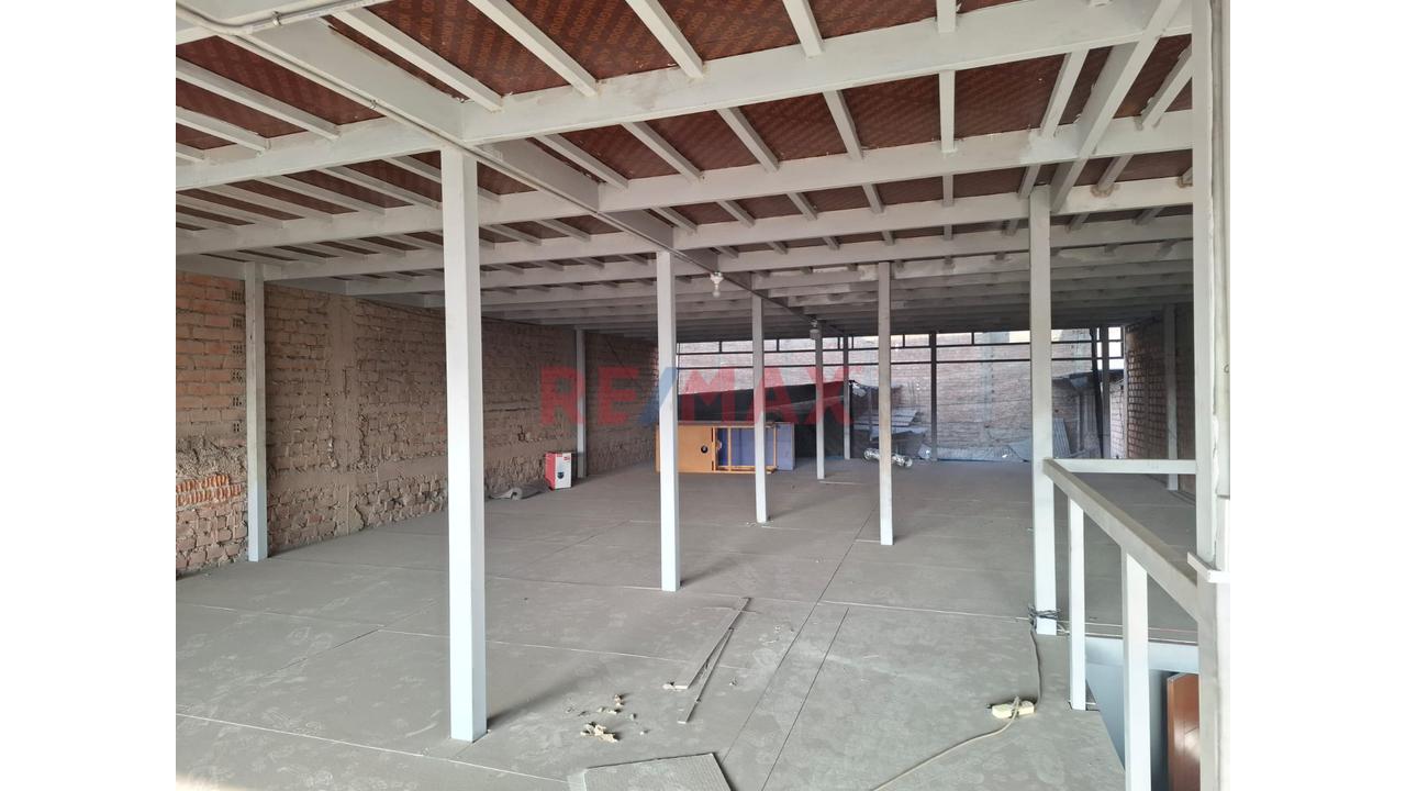 Alquiler De Local Comercial / Almacén De 170 M² En Av. Miguel Iglesias – Sjm - 6