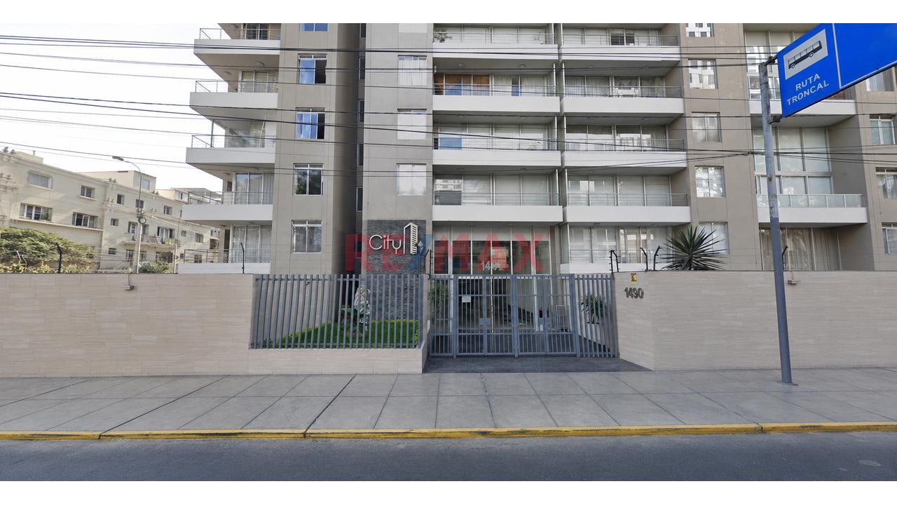 Vive En El Corazón De Lima: Dúplex Con Vista Exterior En Av. Arequipa - 20