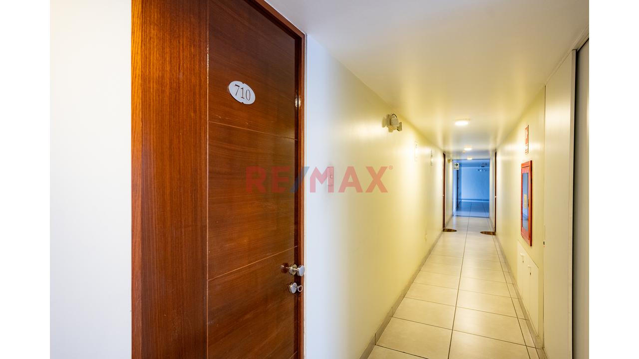 Vive En El Corazón De Lima: Dúplex Con Vista Exterior En Av. Arequipa — foto 6