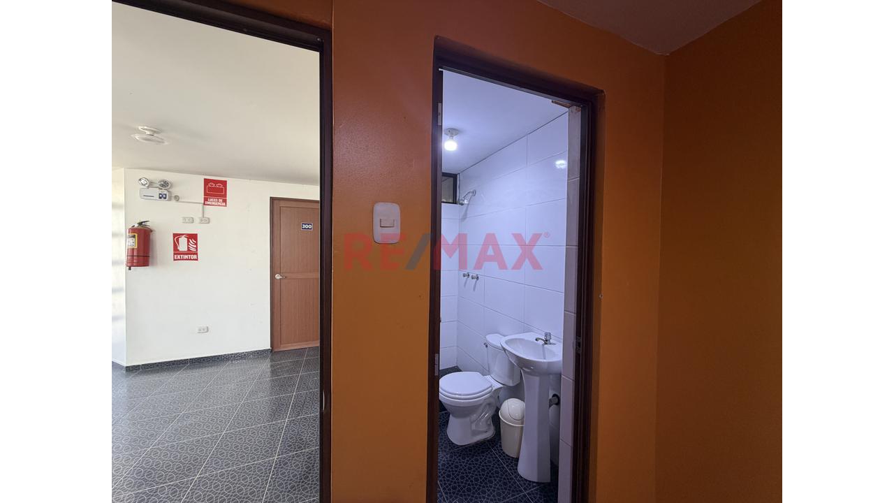 Hospedaje En Alquiler Con 16 Habitaciones - 13