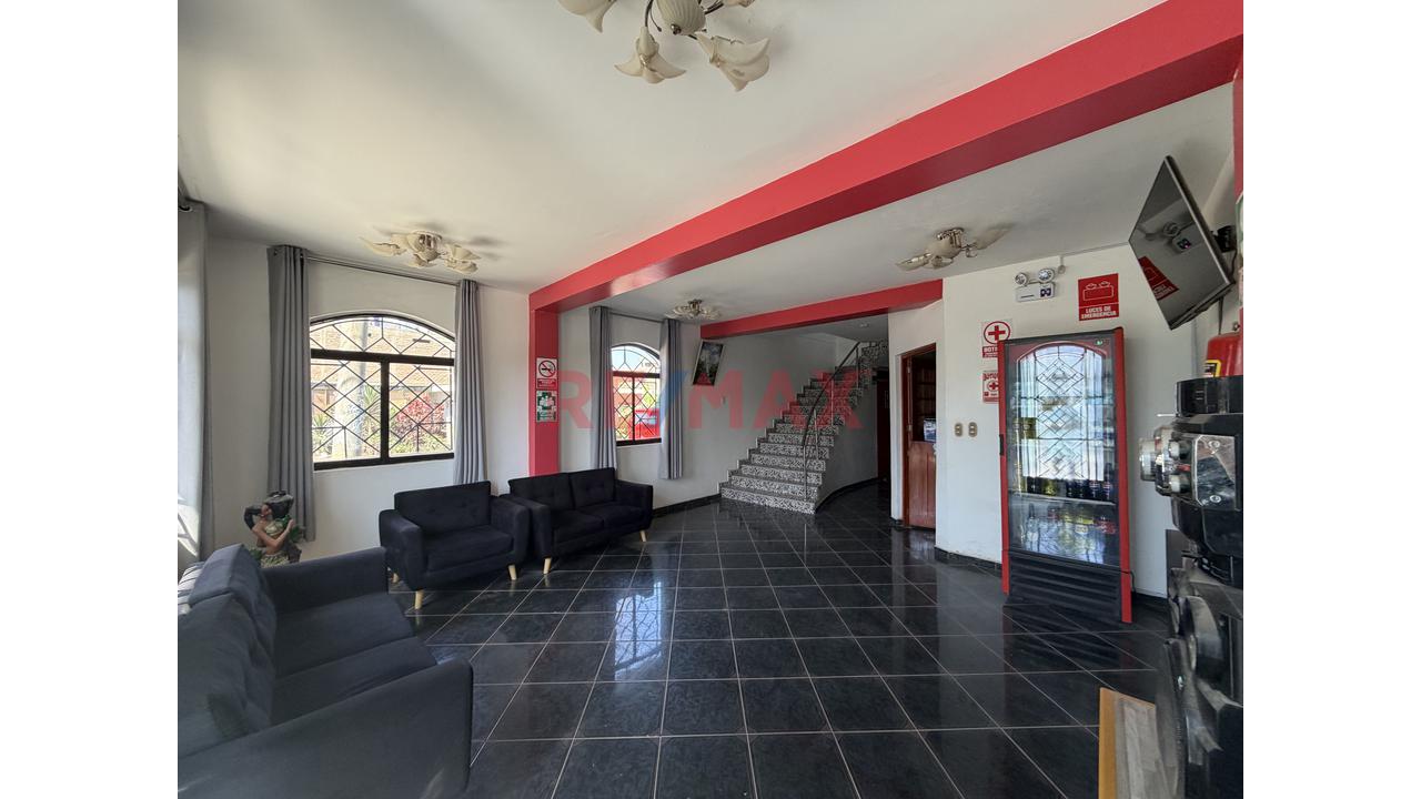 Hospedaje En Alquiler Con 16 Habitaciones - 1