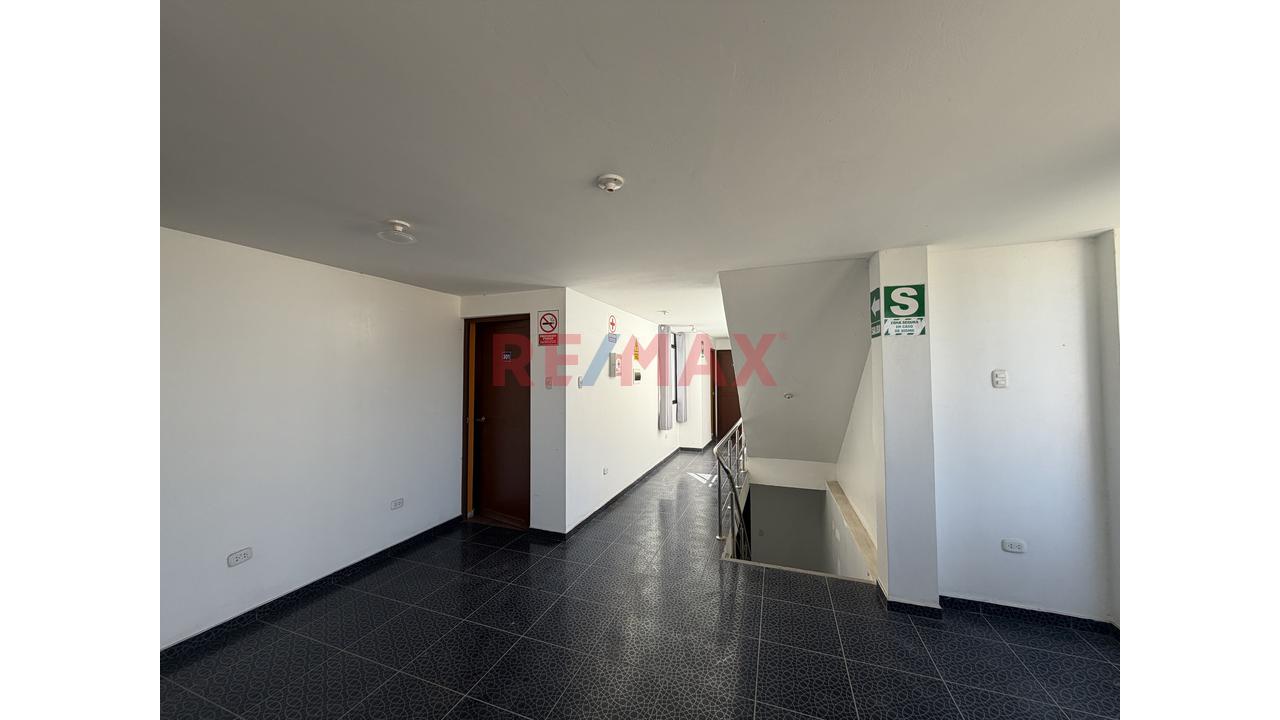 Hospedaje En Alquiler Con 16 Habitaciones - 9