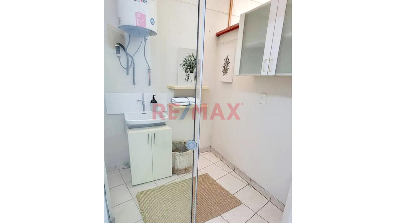 🏡 ¡En Venta! Hermoso Departamento Remodelado Con Amplia Terraza En La Molina — foto 14