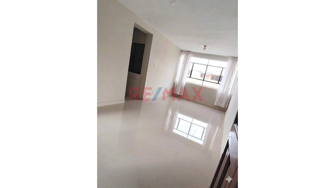¡Oportunidad Única En Piura! Departamento Céntrico En Residencial El Morro Dpto 4, Block 06  47,000 Usd - 3
