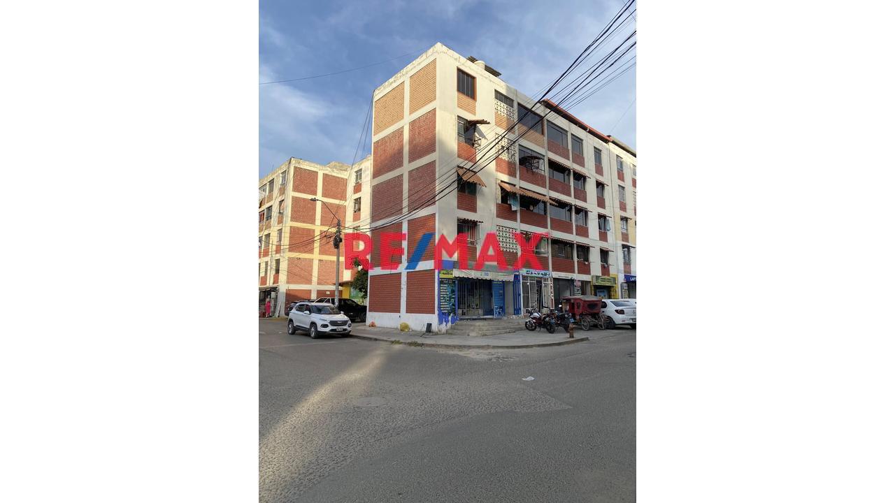 ¡Oportunidad Única En Piura! Departamento Céntrico En Residencial El Morro Dpto 4, Block 06  47,000 Usd - 1