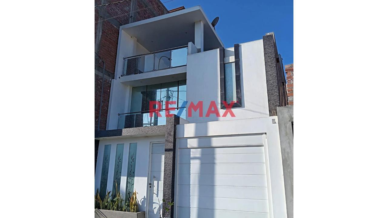 🏡✨ 𝗘𝗫𝗖𝗟𝗨𝗦𝗜𝗩𝗔 𝗖𝗔𝗦𝗔 𝗘𝗡 𝗩𝗘𝗡𝗧𝗔 – 𝗨𝗥𝗕. 𝗘𝗟 𝗖𝗔𝗥𝗠𝗘𝗟𝗢, 𝗦𝗔𝗡 𝗩𝗜𝗖𝗘𝗡𝗧𝗘 𝗗𝗘 𝗖𝗔Ñ𝗘𝗧𝗘 | 𝗙𝗥𝗘𝗡𝗧𝗘 𝗔𝗟 𝗣𝗔𝗥𝗤𝗨𝗘 ✨🏡 - 1