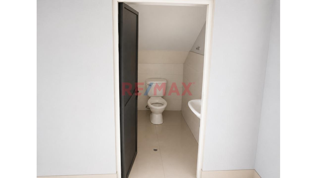 Local Nuevo En Grifo Av. Universitaria Zona Corredor Comercial Carabayllo - 5