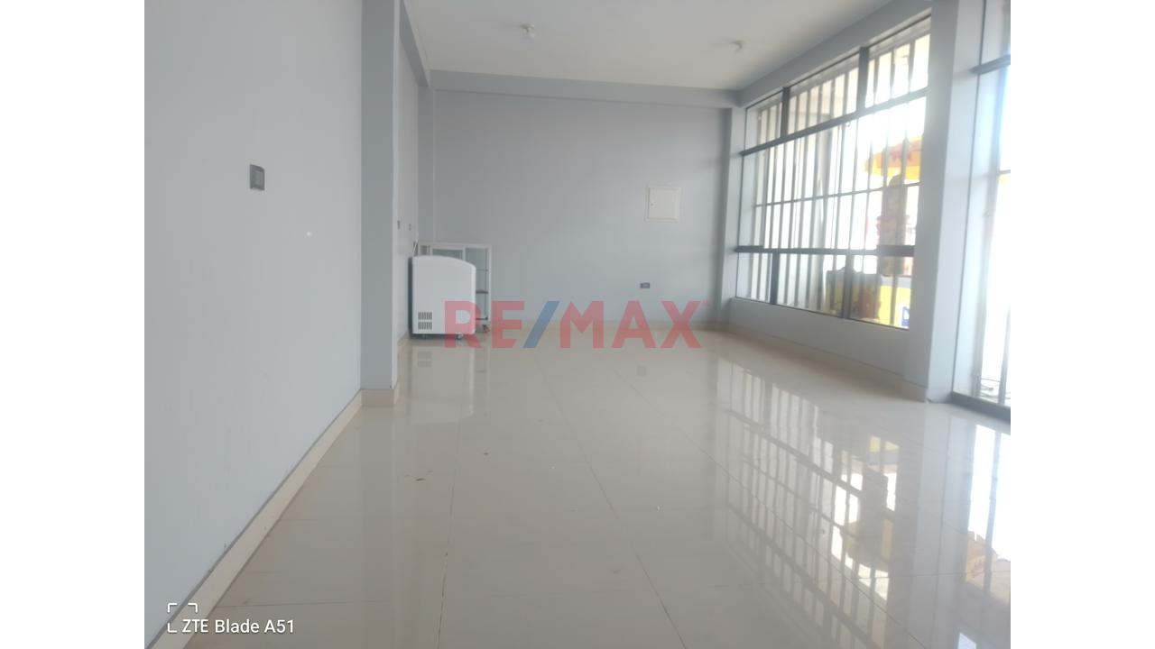 Local Nuevo En Grifo Av. Universitaria Zona Corredor Comercial Carabayllo - 12