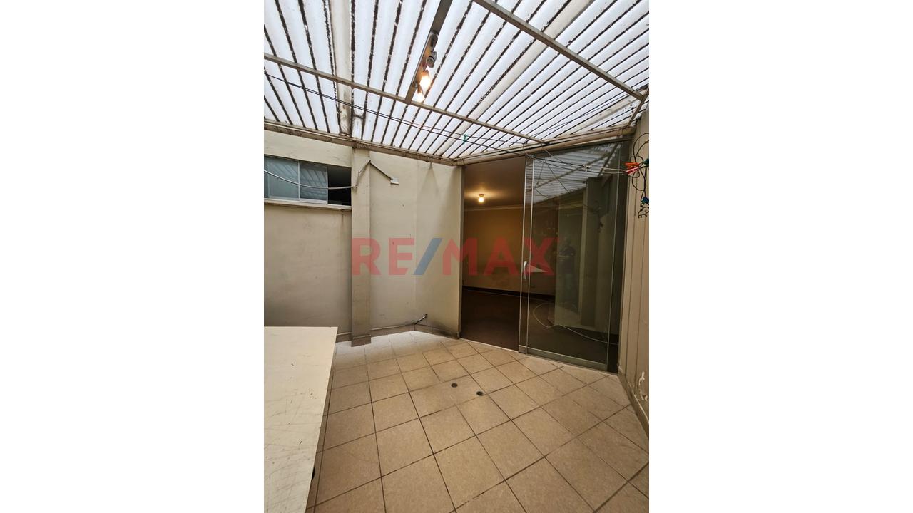 🏡✨ ¡Oportunidad De Vivir En Santiago De Surco! ✨🏡 — foto 7