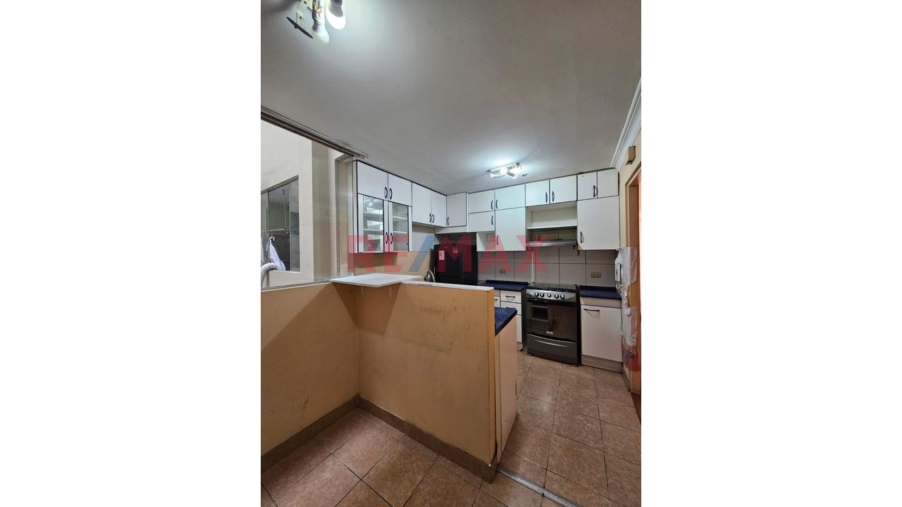 🏡✨ ¡Oportunidad De Vivir En Santiago De Surco! ✨🏡 — foto 13