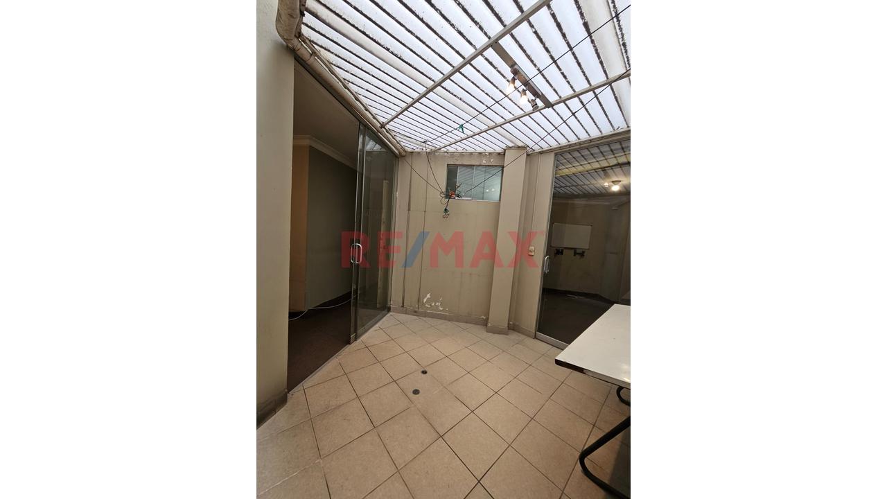 🏡✨ ¡Oportunidad De Vivir En Santiago De Surco! ✨🏡 — foto 9