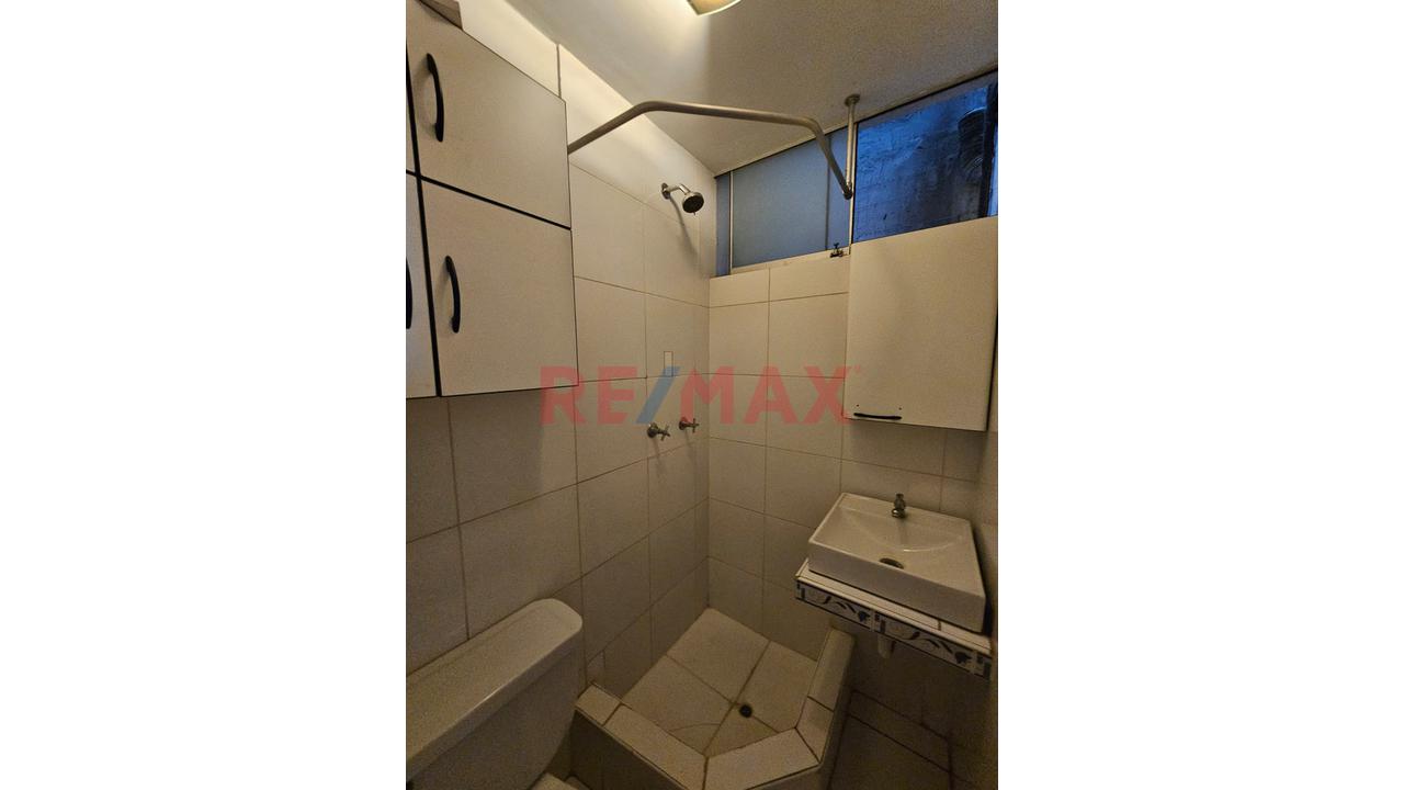 🏡✨ ¡Oportunidad De Vivir En Santiago De Surco! ✨🏡 — foto 11