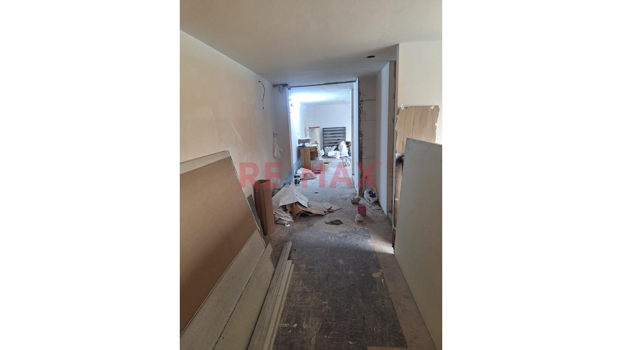 Se Vende Local Comercial Los Proceres Surco - 4