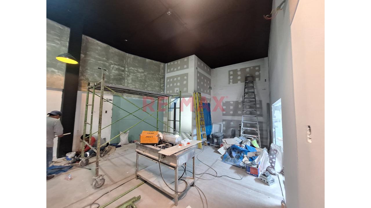 Se Vende Local Comercial Los Proceres Surco - 6