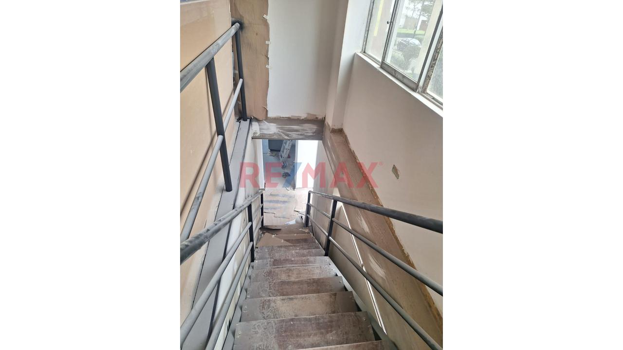Se Vende Local Comercial Los Proceres Surco - 8