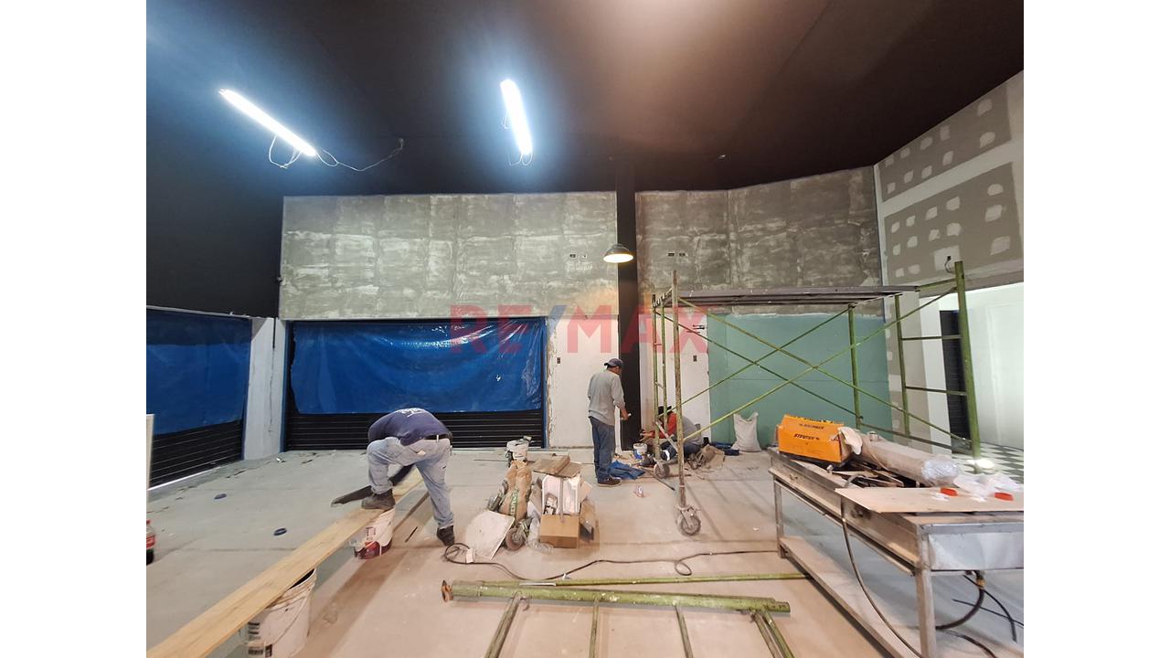 Se Vende Local Comercial Los Proceres Surco - 3